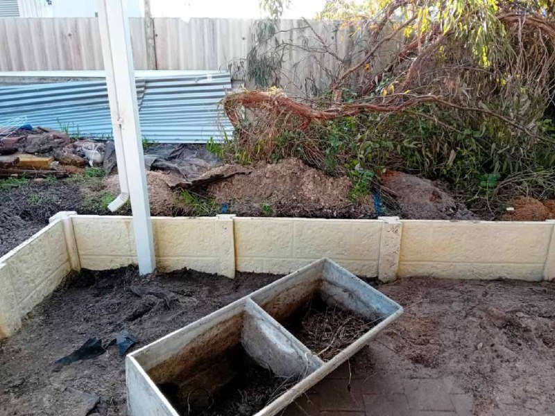Work in progress: retaining wall along the garden edge